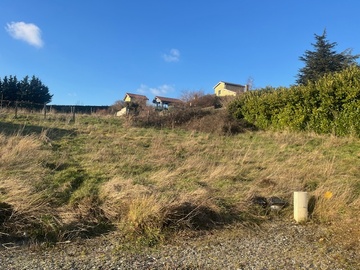 Terrain constructible aux Haies (69530)